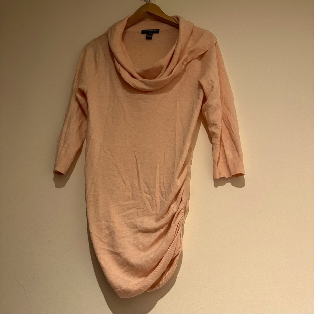 A pea in the pod peach maternity sweater 3/4 sleeve, medium